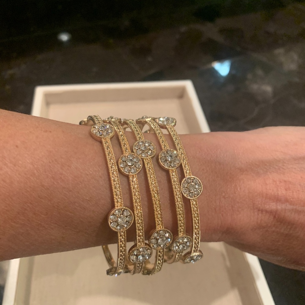 Set 0f 5 Gold and Crystal Bangles LIKE NEW